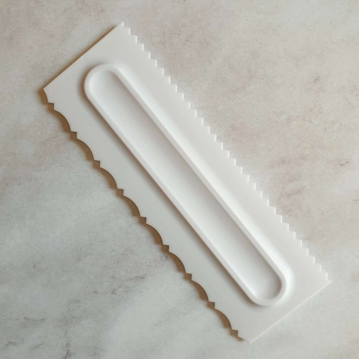 Plastic Icing comb scraper, C