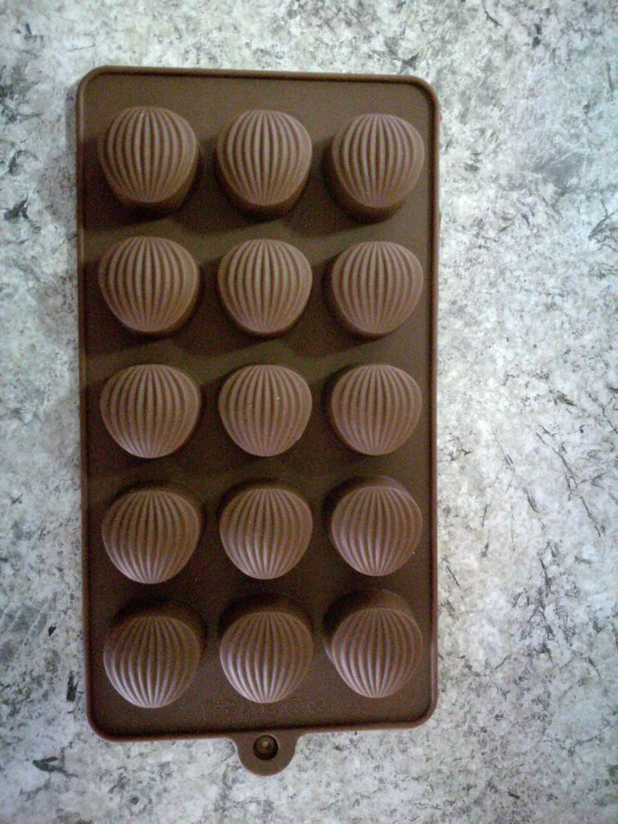 Chocolate truffle silicone mould, 2.8cm