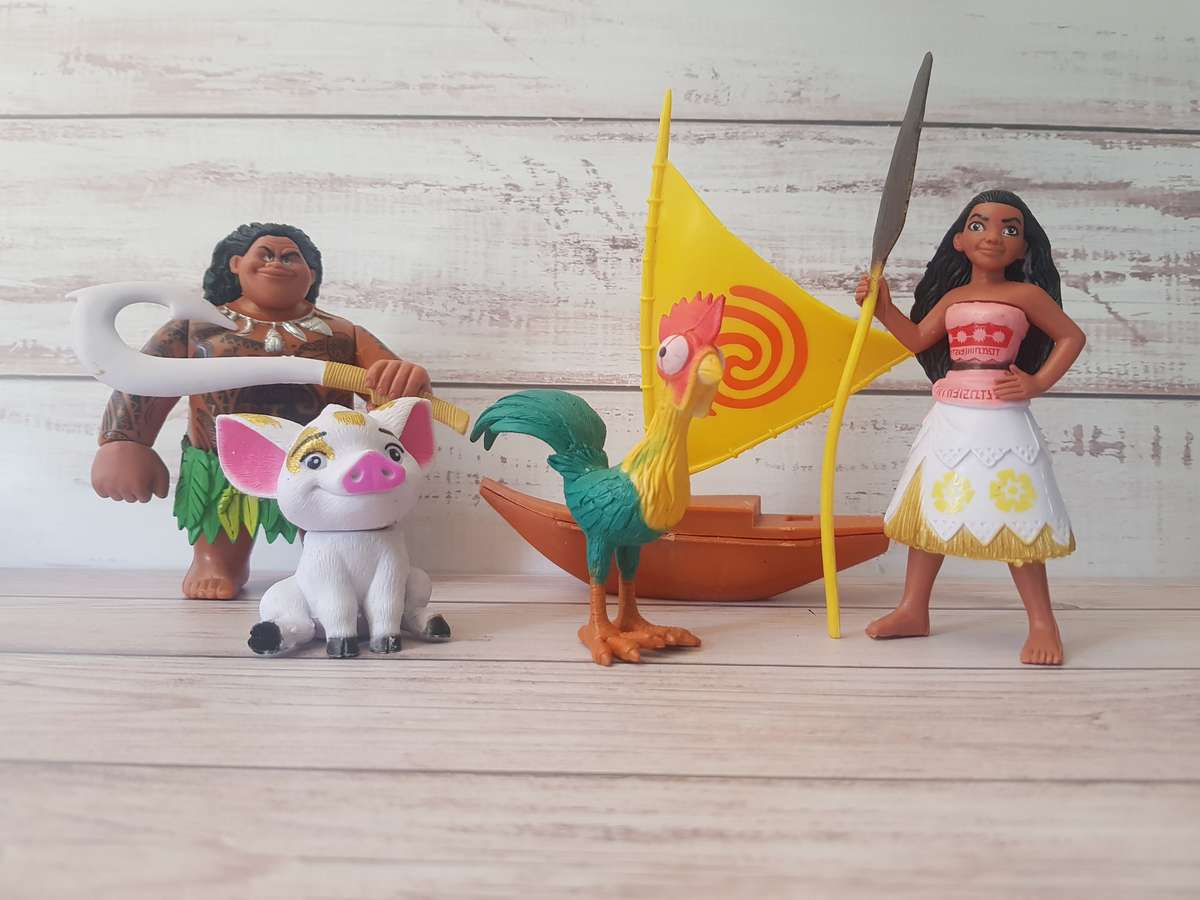 Plastic Moana cake topper figurines, moana 11cm, Maui 11.5cm