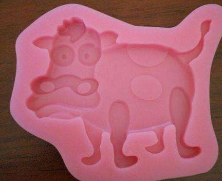 Cow farm animal silicone fondant mould, 6x5.5cm