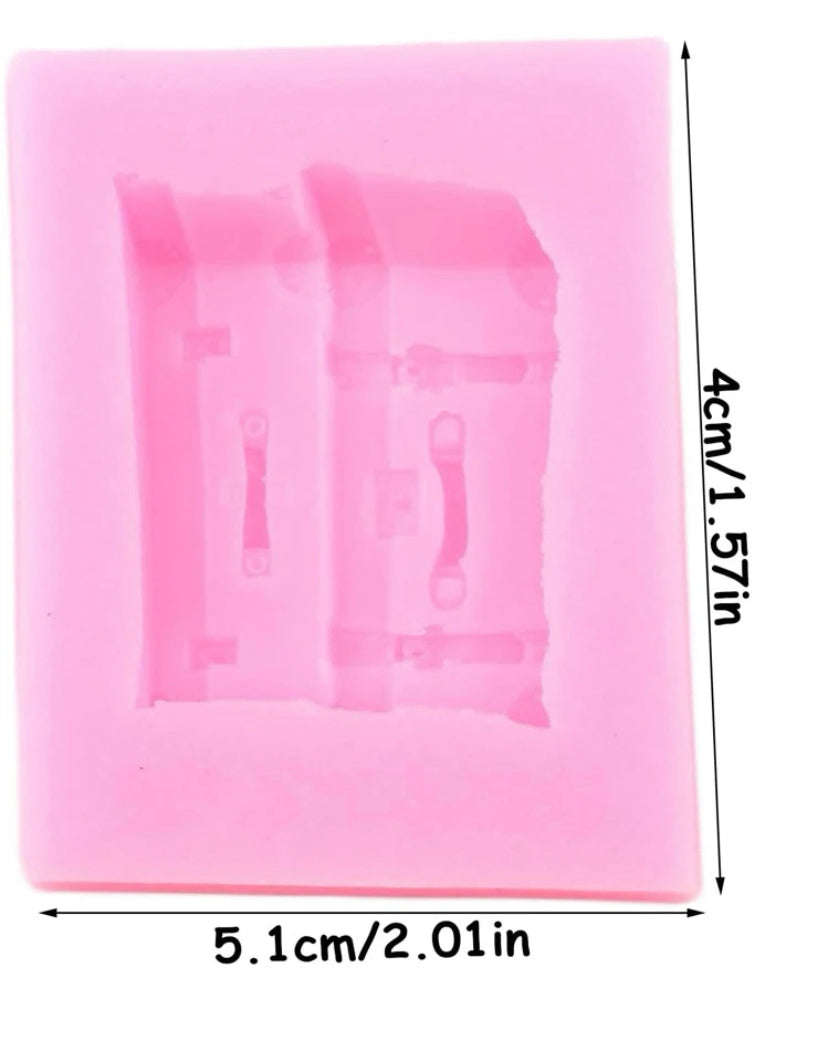 Suitcase silicone mould, 3.4x2.6cm