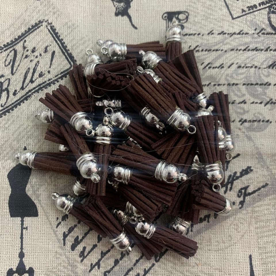Keyring tassel,  Brown 2.5cm (10 in a pack)