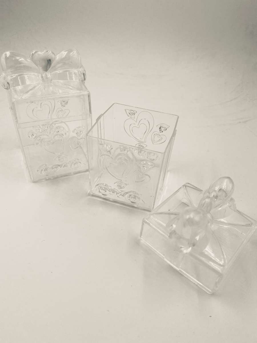 Plastic Gift Box Container 5x5x6.5cm