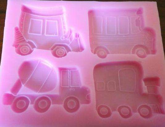 Bus, train, cement mixer fondant construction silicone mould, size of mould 10.5x8.5cm