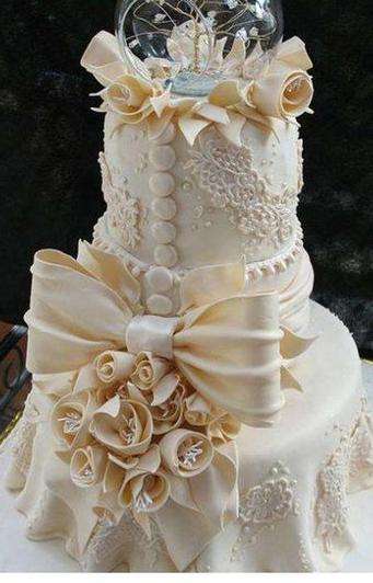 Lace Flower Border A silicone mould, 19.3x7.5cm