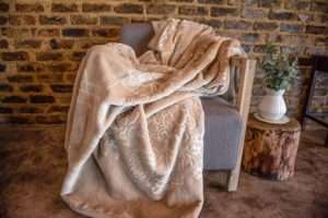 Blankets - Sesli Fashion Mink 1 Ply King - Cream