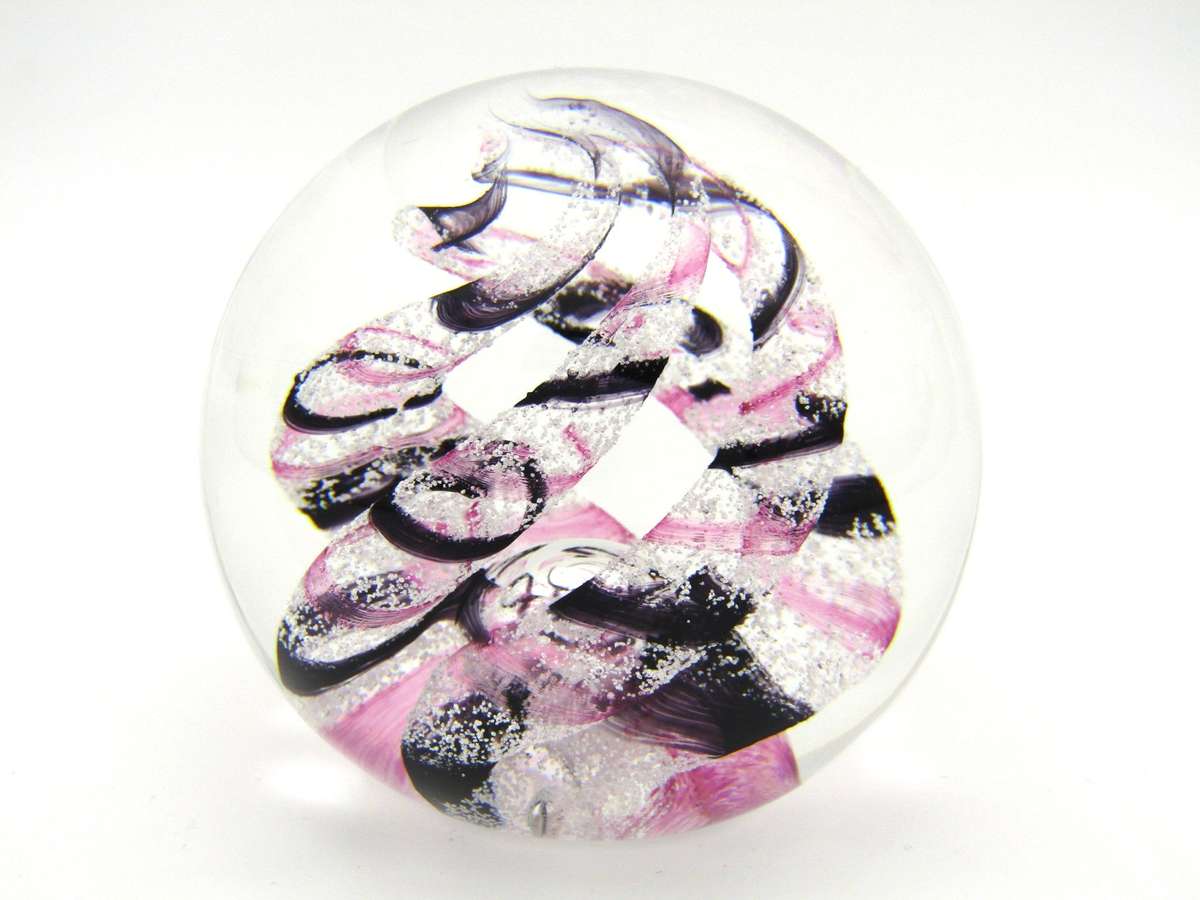 Selkirk 'Ribbons' Art Glass paperweight, 1997.