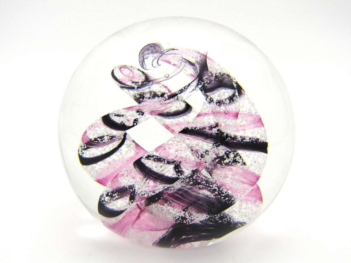 Selkirk 'Ribbons' Art Glass paperweight, 1997.