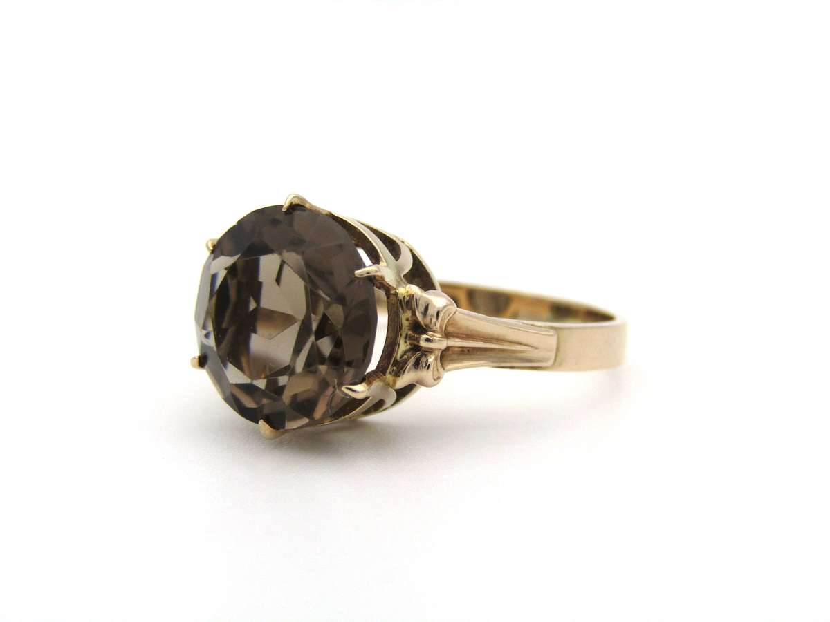 9K gold smoky quartz ring, circa 1970's.