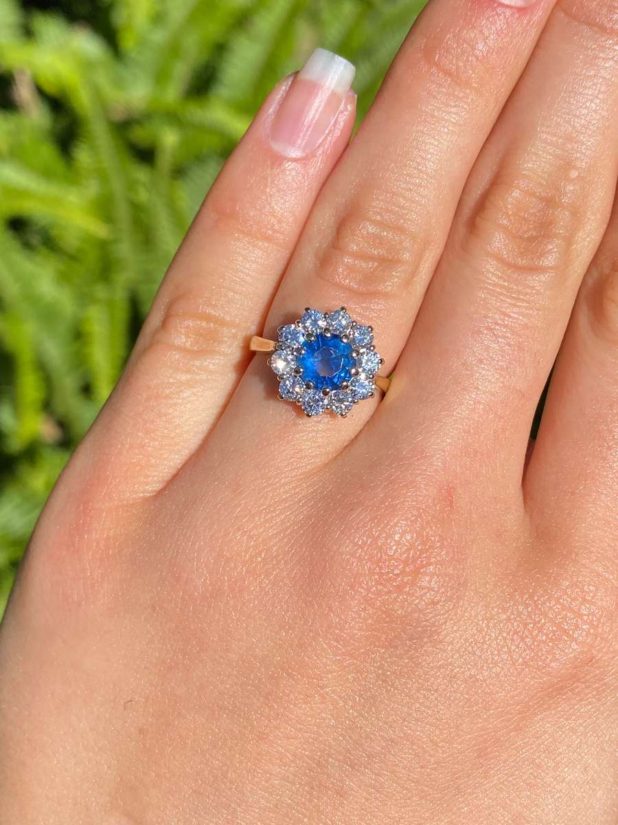 18K gold sapphire and diamond ring, London, 1995.