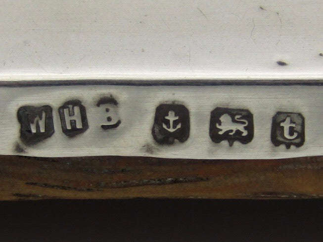 A sterling silver picture frame. Made in Birmingham, 1918.