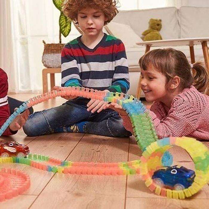 220 Piece Magic Tracks