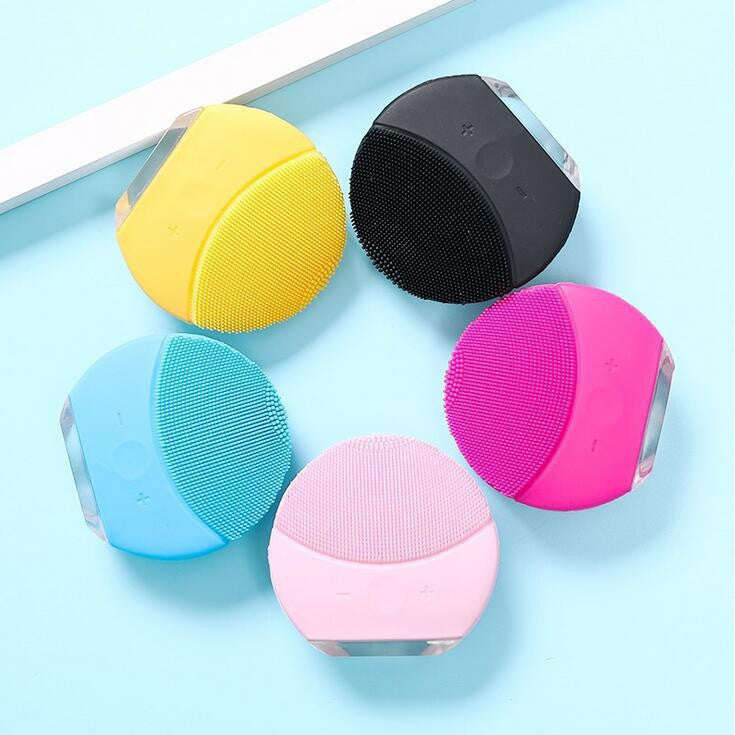 Mini Facial Cleanser