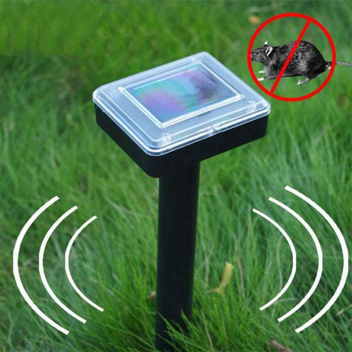 Ultrasonic Solar Powered Rodent Repeller
