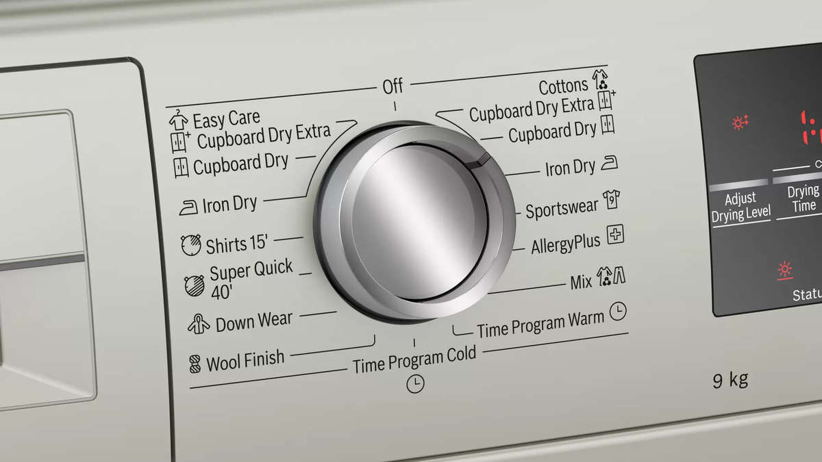 BOSCH 9KG CONDENSER TUMBLE DRYER SERIES 6 SILVER - WTG8640SZA