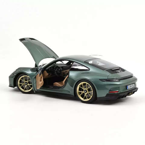 Porsche 911 GT3 with Touring Package 2021 Malachite Green met. 1:18