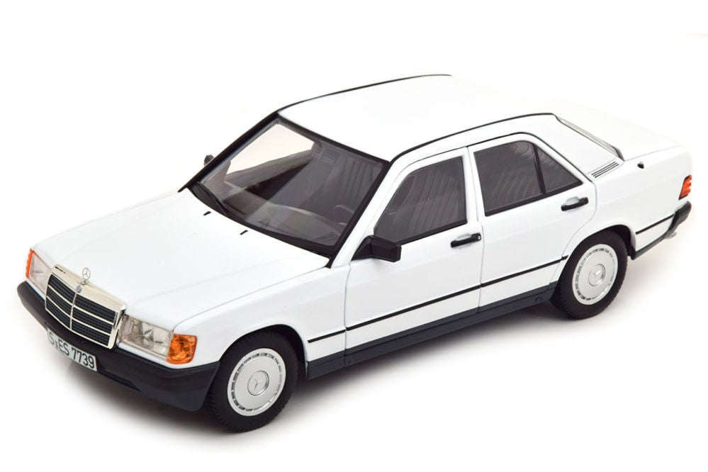 MERCEDES-BENZ 190E WHITE 1984 1/18, DIECAST CAR, COLLECTABLE CAR.