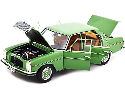 MERCEDES-BENZ 200 GREEN 1973 1/18 DIECAST, DIECAST CAR, COLLECTABLE CAR.