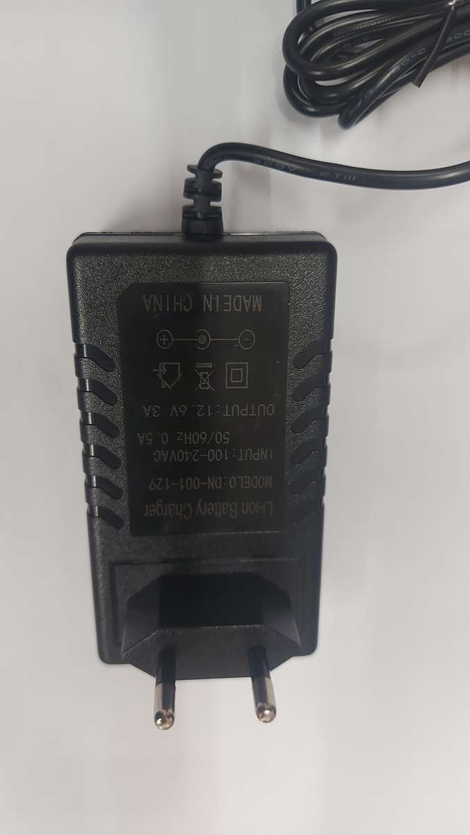 Lithium Ion Battery Charger 3A