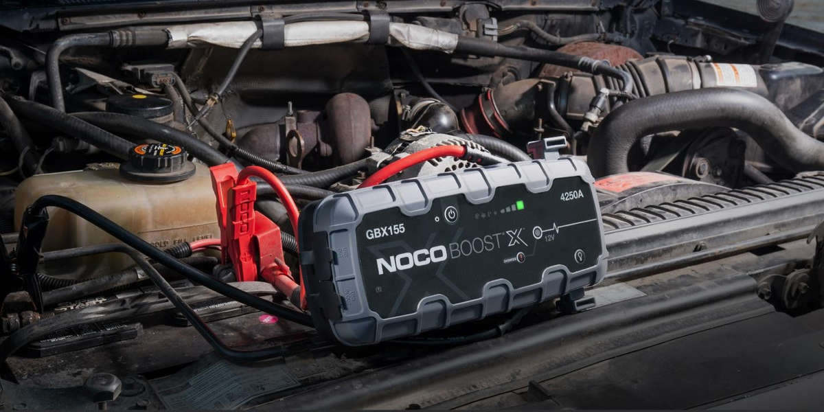 Noco Genius Boost X 4250A 12v Ultrsafe Lithium Jump Starter