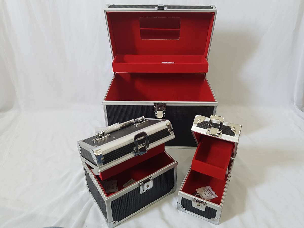 Vanity Case Black  L2 (Set of 3)