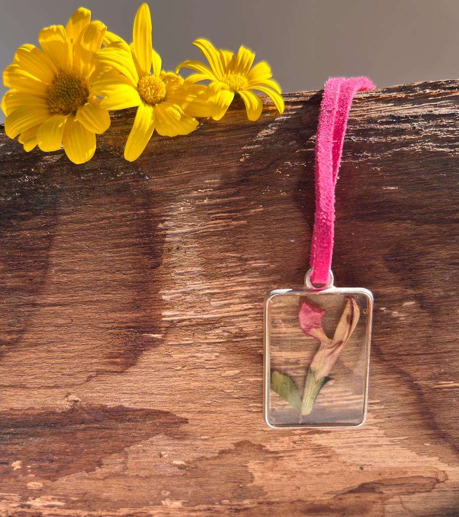 Lace Fynbos in Rectangle Silver Frame Resin Jewellery