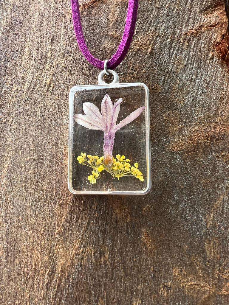 Lace Fynbos in Rectangle Silver Frame Resin Jewellery