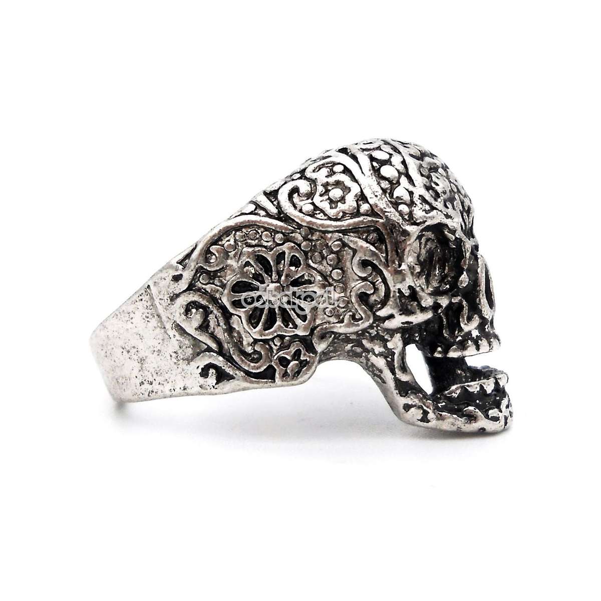 Skullcandy / Tribal Skull Ring / Stainless Steel - Size 12