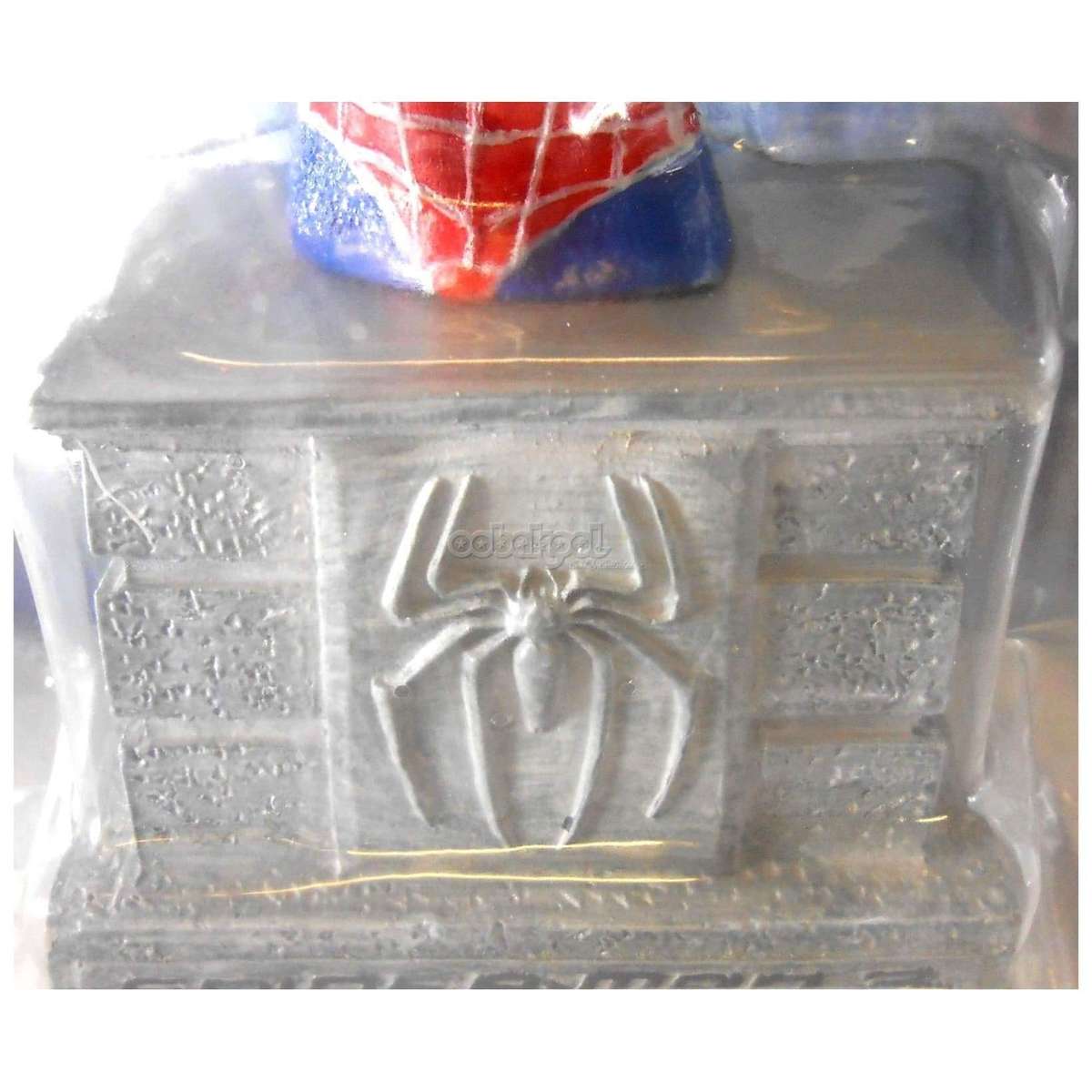 Spider-Man / Marvel 2007 / Desktop Resin Bust / NIB