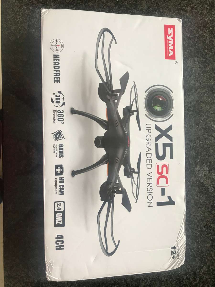 Drone with 2MP Camera, 2.4G 4CH 6Axis Quadcopter (Upgraded Version) Black