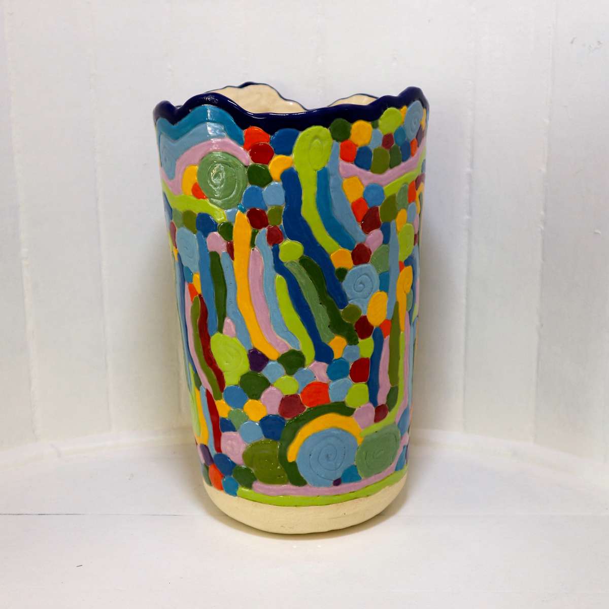 Smooch Rainbow Planter