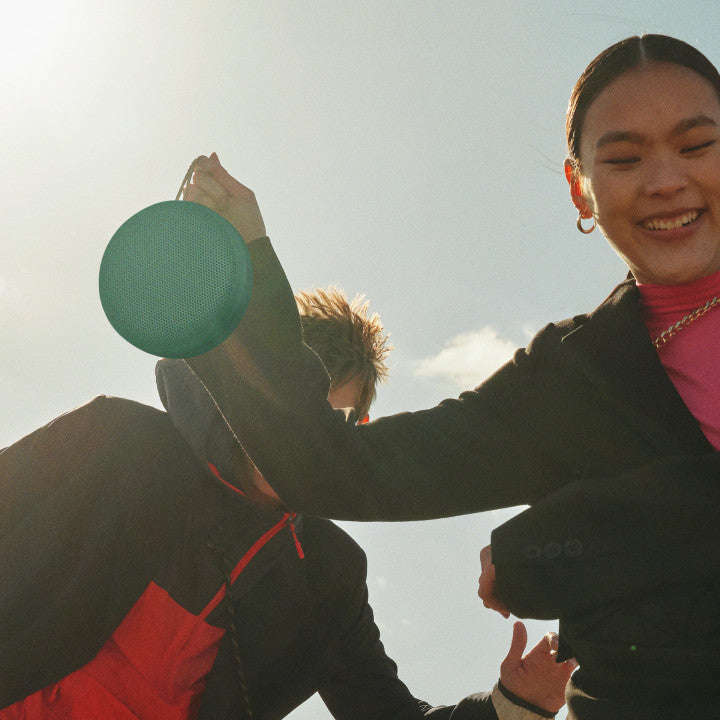 Bang & Olufsen BeoPlay A1 portable bluetooth speaker - Green