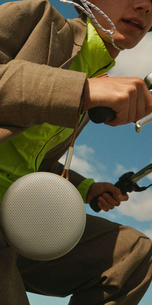 Bang & Olufsen BeoPlay A1 portable bluetooth speaker - Grey Mist