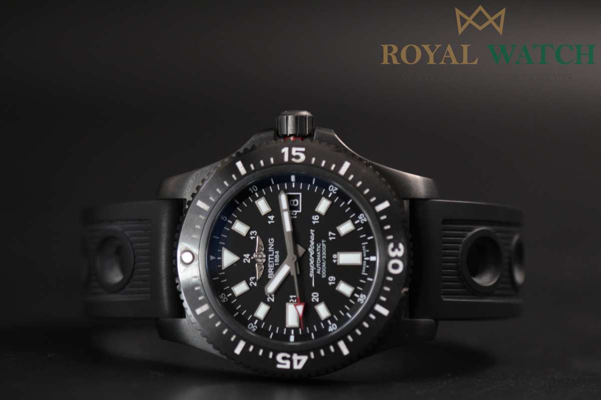 Breitling Superocean Automatic 44 - M17393 ()