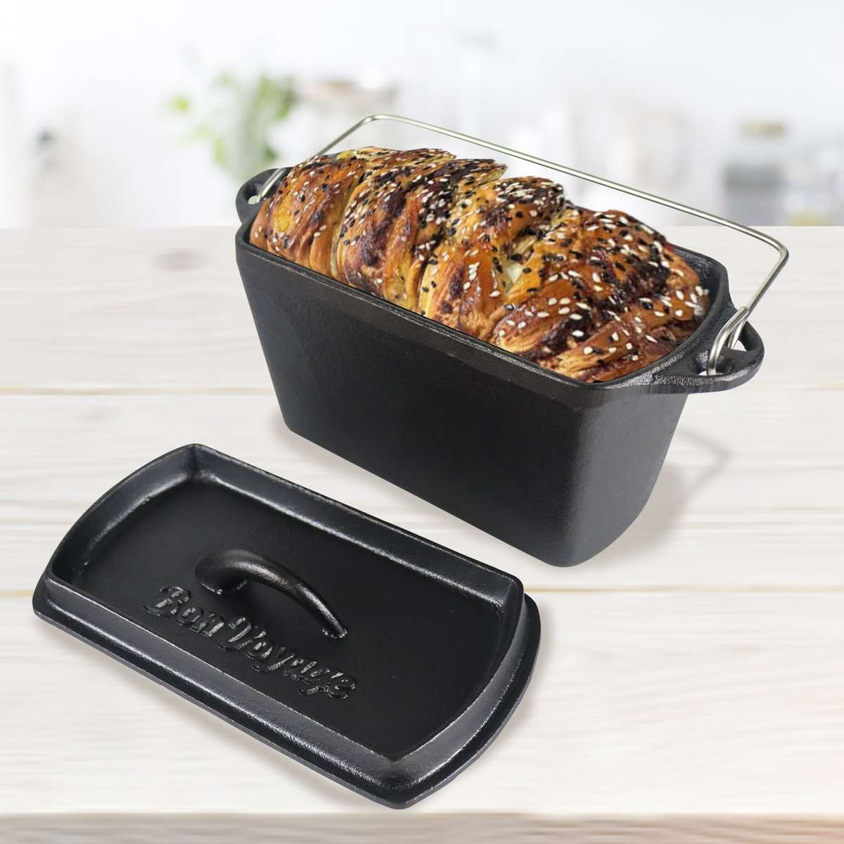 Bon Voyage Cast Iron Bread Pot