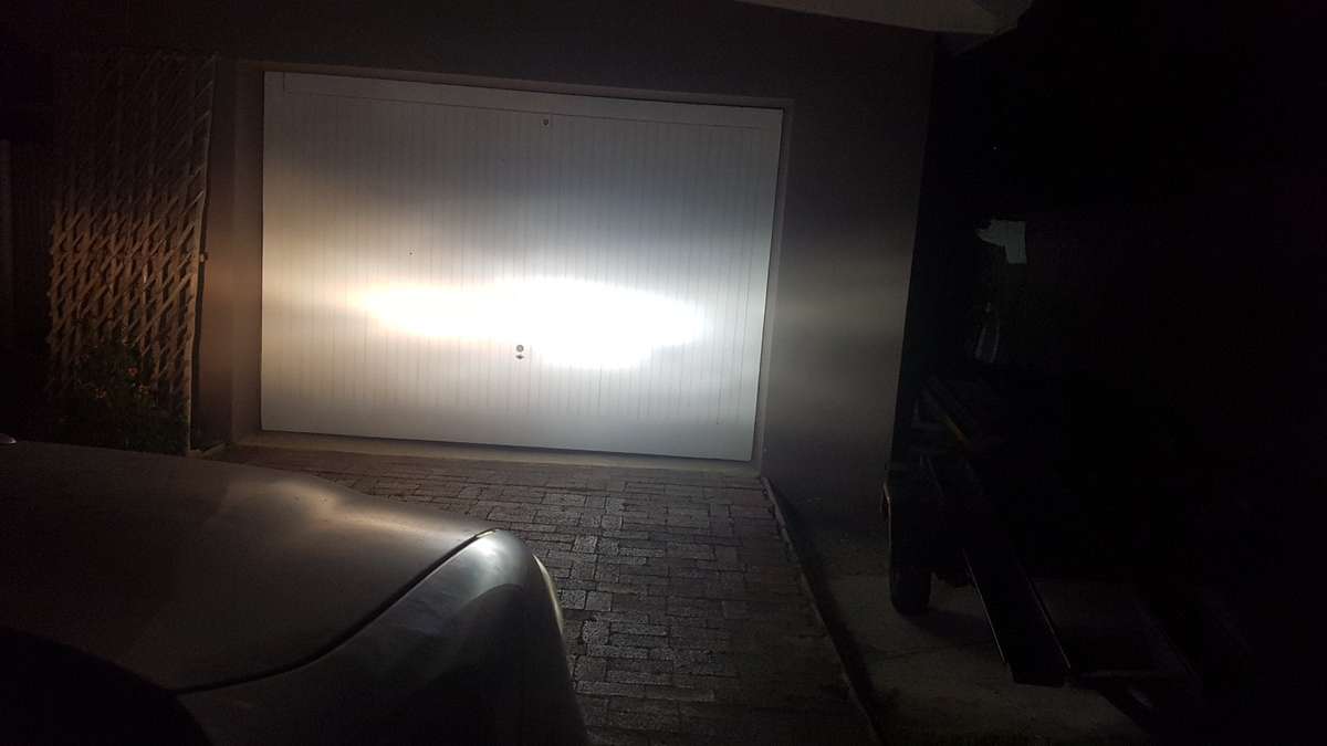 H4 Elite 8C Headlight Replacement Bulb - Set of two