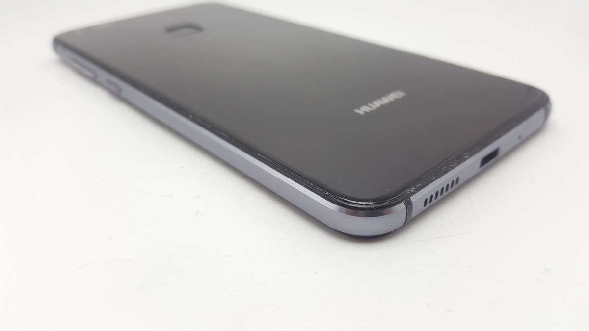 Huawei P10 Lite 32GB - Excellent Condition - Must Have!  (9.5/10) Price Lowered!