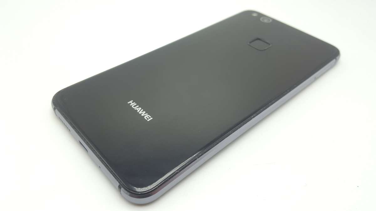 Huawei P10 Lite 32GB - Excellent Condition - Must Have!  (9.5/10) Price Lowered!
