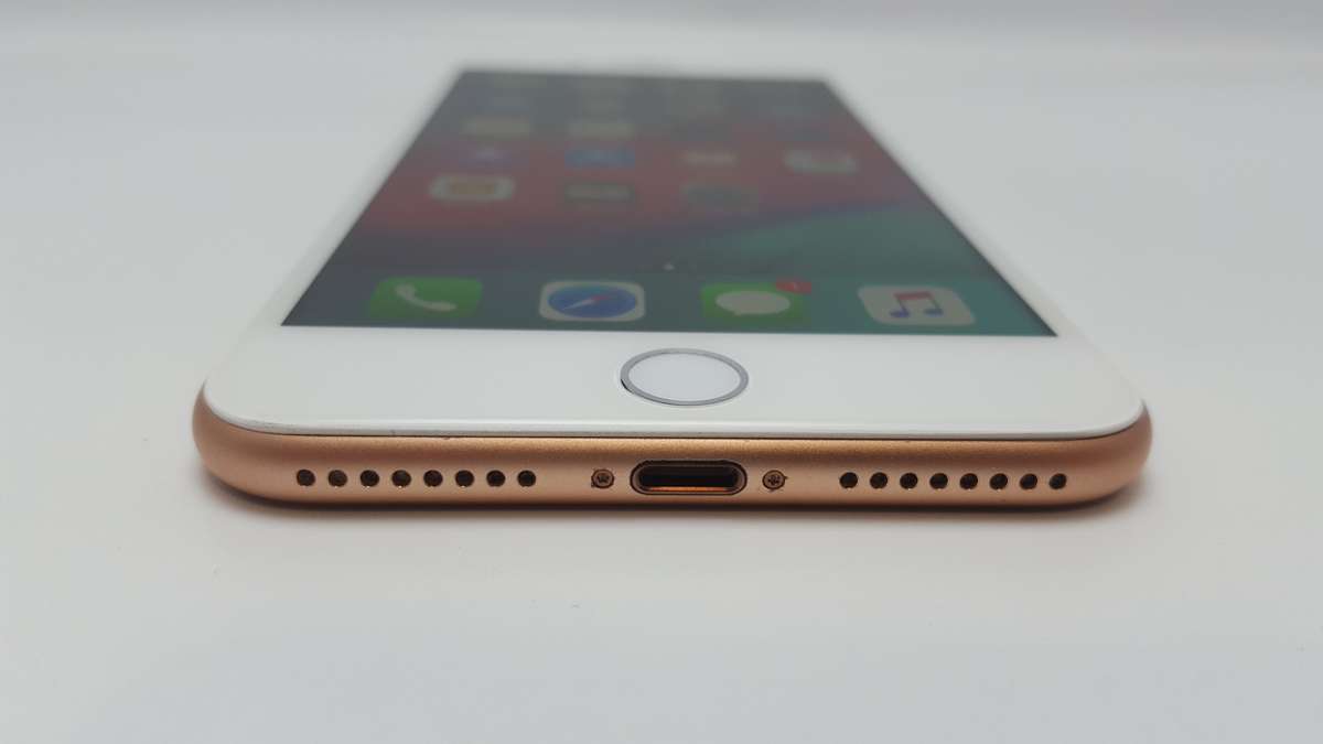 iPhone 8 Plus Gold 256GB - No Touch ID - Excellent Condition (9/10) Awesome Value!