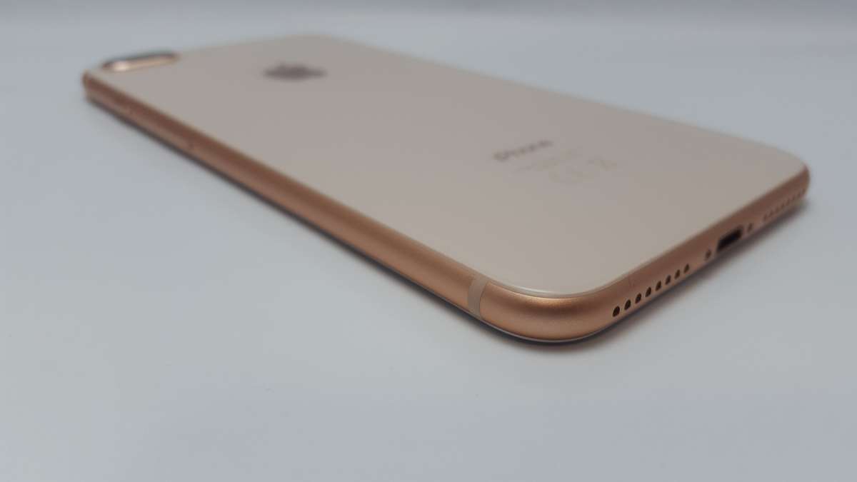 iPhone 8 Plus Gold 256GB - No Touch ID - Excellent Condition (9/10) Awesome Value!