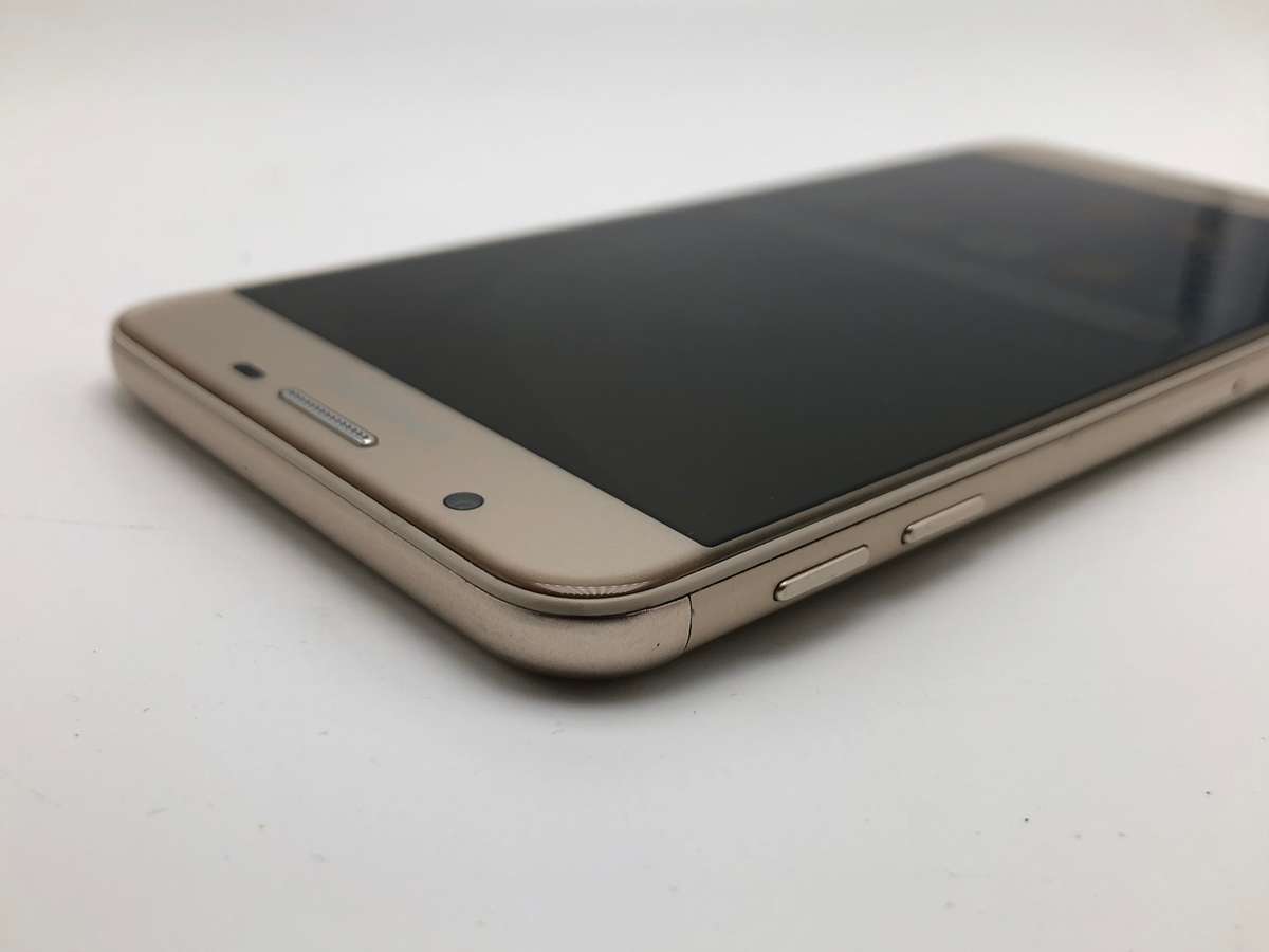 Samsung Galaxy J7 Prime 16GB Gold - Great Condition! (9/10) (6 Month Warranty)