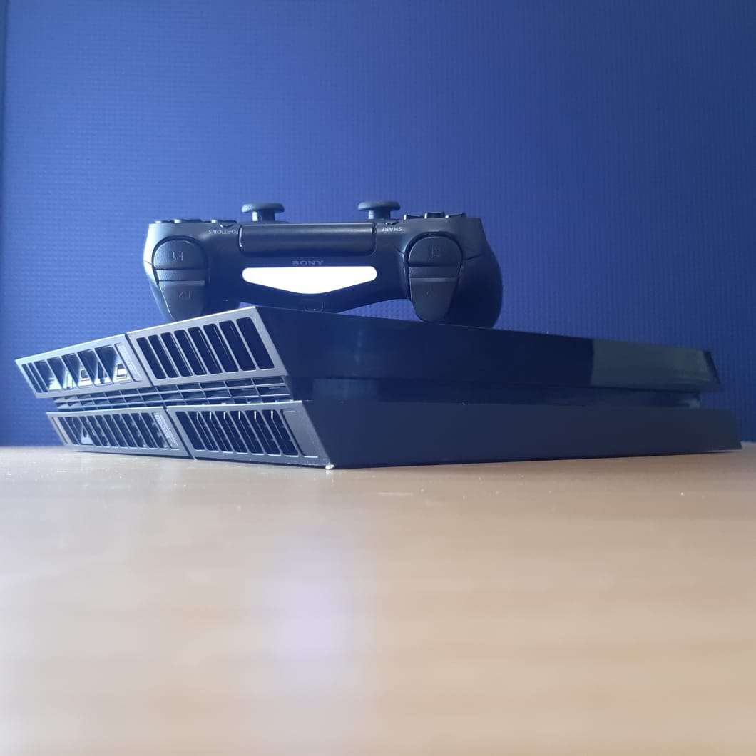 Playstation 4 Original 1TB Black - Good Condition - Deal of the Week - 6 Month Warranty