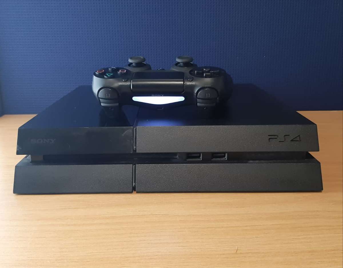 Playstation 4 Original 1TB Black - Good Condition - Deal of the Week - 6 Month Warranty