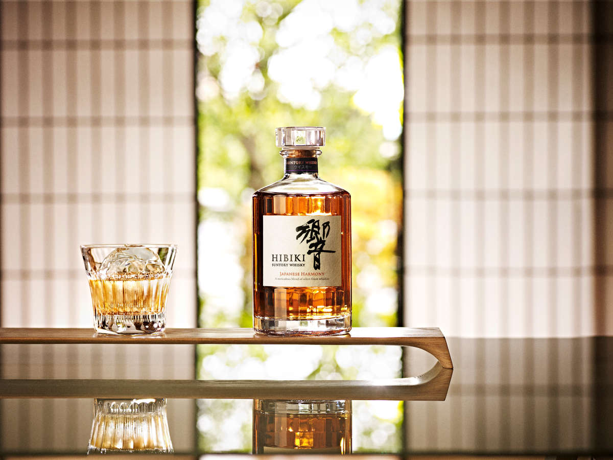 HIBIKI JAPANESE WHISKY 750ML - 1