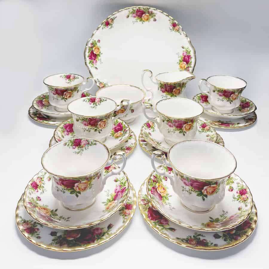 Royal Albert Old Country Roses Tea Set 21 Piece