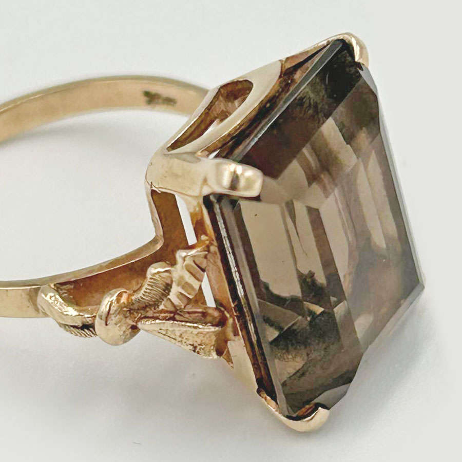 9ct Gold Smokey Topaz Ring