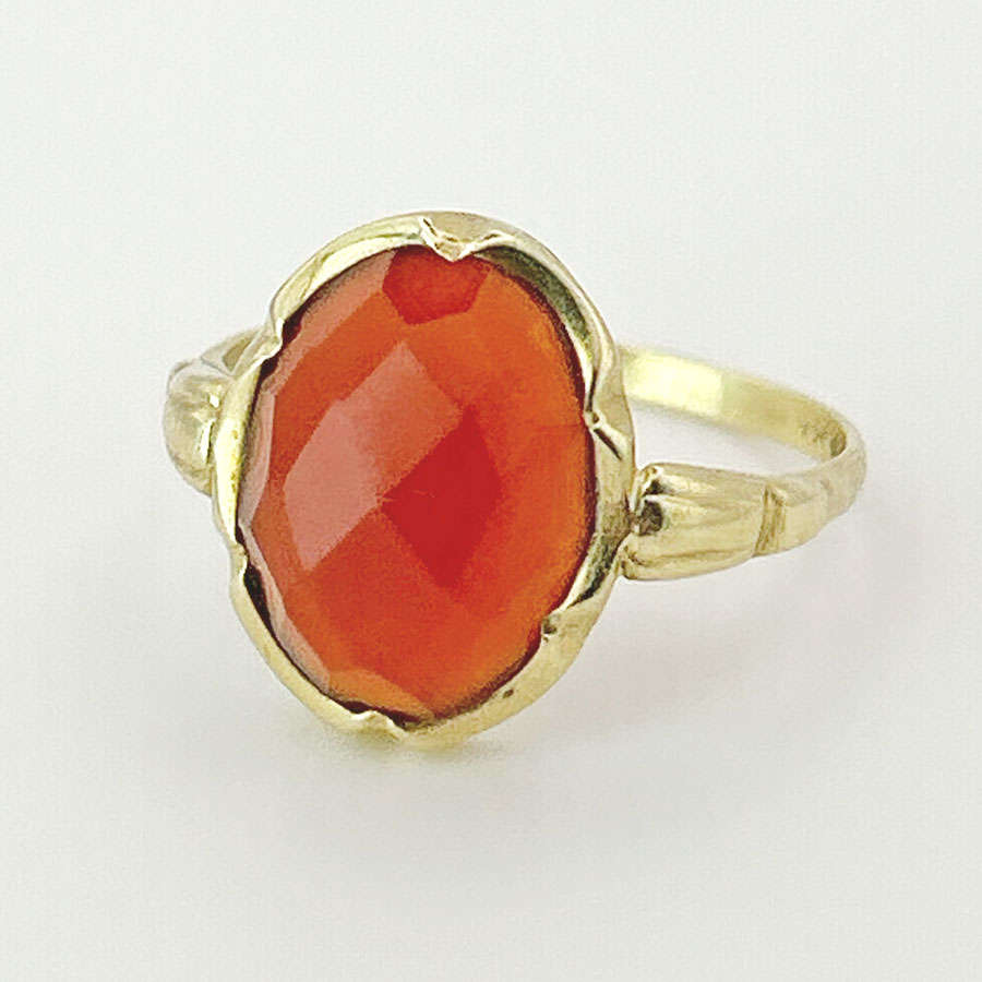 14k Yellow Gold Carnelian Ring