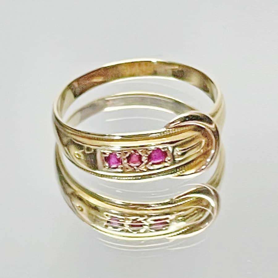 15ct Gold Ruby Buckle Ring