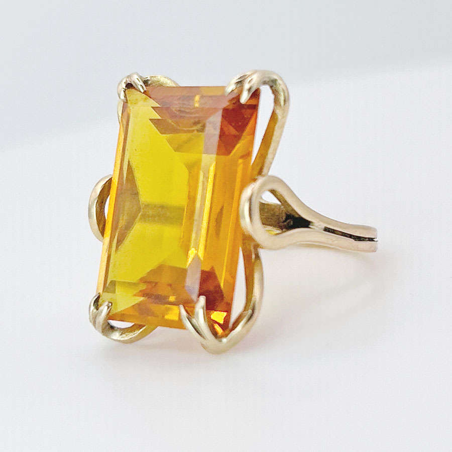 18ct Gold Citrine Cocktail Ring