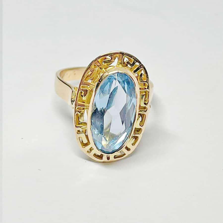 18ct Gold Spinel Dress Ring